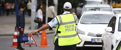 İ­s­t­a­n­b­u­l­ ­t­r­a­f­i­ğ­i­n­e­ ­m­a­ç­ ­d­ü­z­e­n­l­e­m­e­s­i­ ­-­ ­S­o­n­ ­D­a­k­i­k­a­ ­H­a­b­e­r­l­e­r­